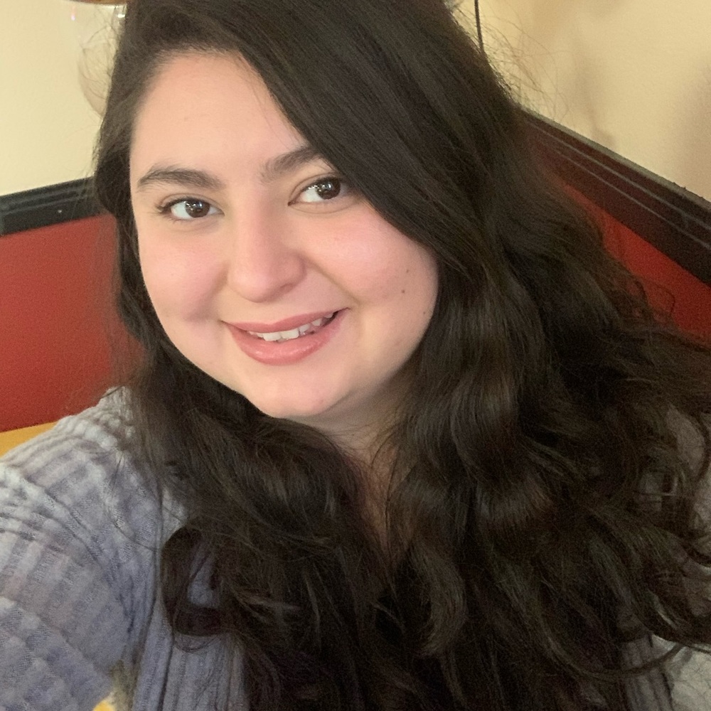 Meet your Posher, Monica